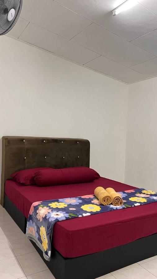 Qaseh Homestay Mutiara, Bandar Dato Onn, JB - B&B Johor Bahru