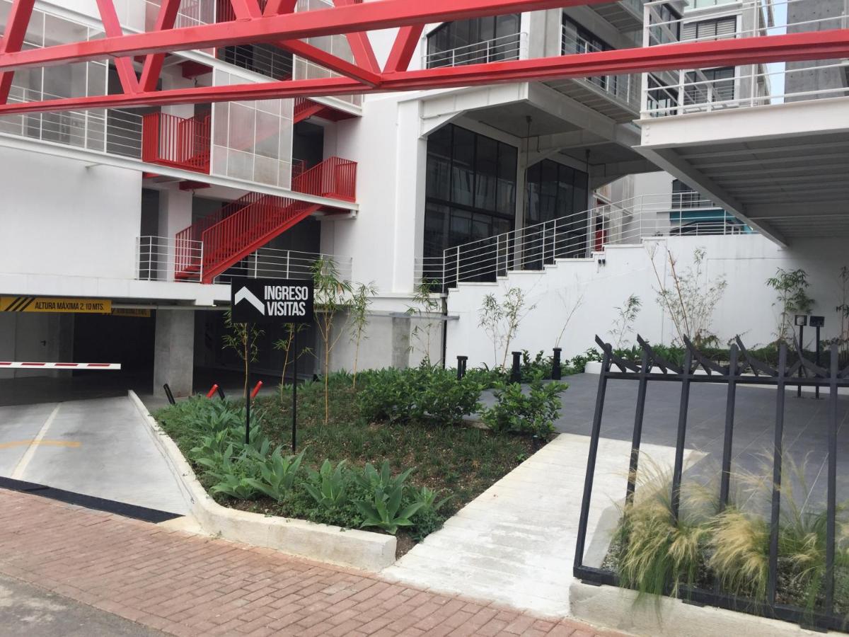 Apartamento moderno 2 habitaciones y 2 banos area Cayala y Embajada USA CASH ONLY - Bed and Breakfast