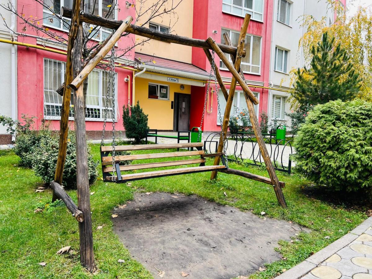Comfy apartment in Chisinau! - B&B