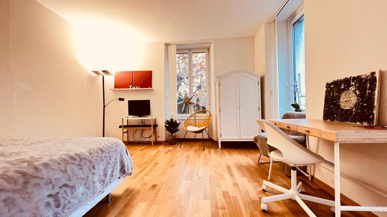 B&B Biel-Bienne - Eigenes Studio (Apartment) - Bed and Breakfast Biel-Bienne