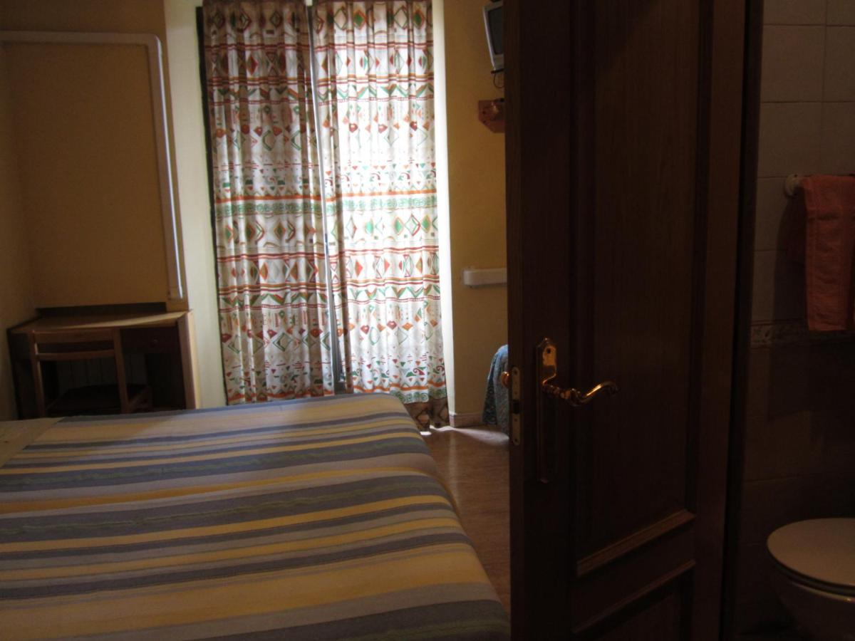 Chambre Lits Jumeaux avec Lit d’Appoint