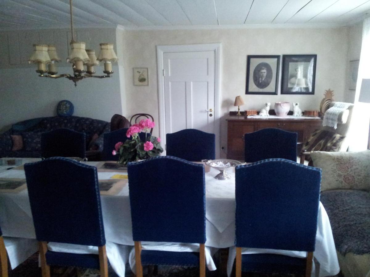 Zweibettzimmer mit Gemeinschaftsbad
