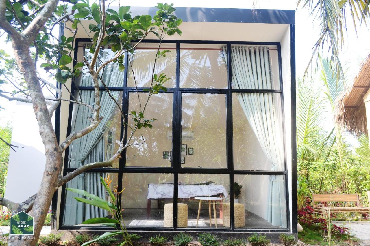 Bungalow with Garden View
