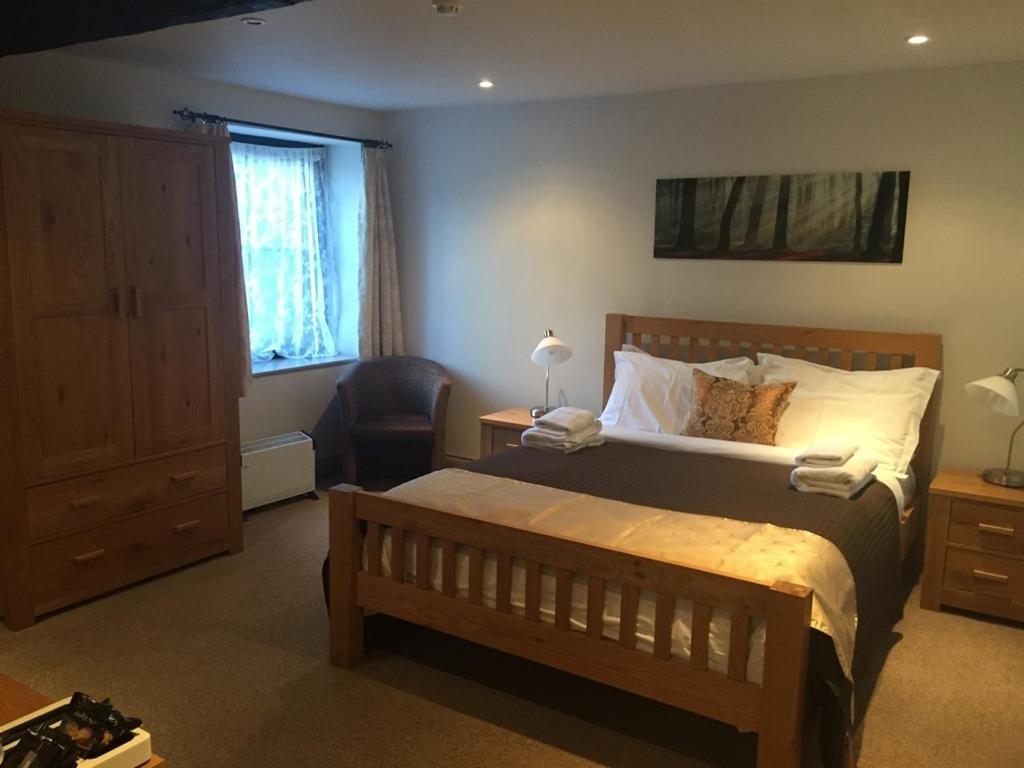 The Selsey Arms - B&B West Dean