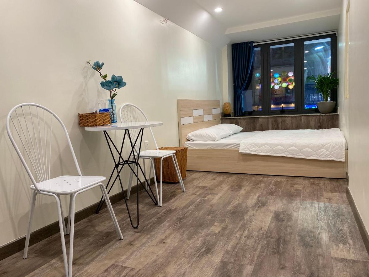 Habitación con cama grande