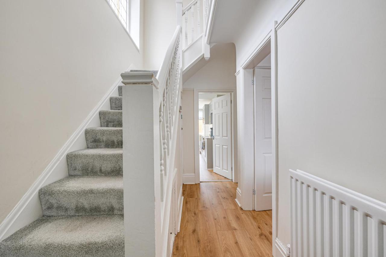Elegant 3 Bed House near Liverpool City Centre - Chambres d’hôtes