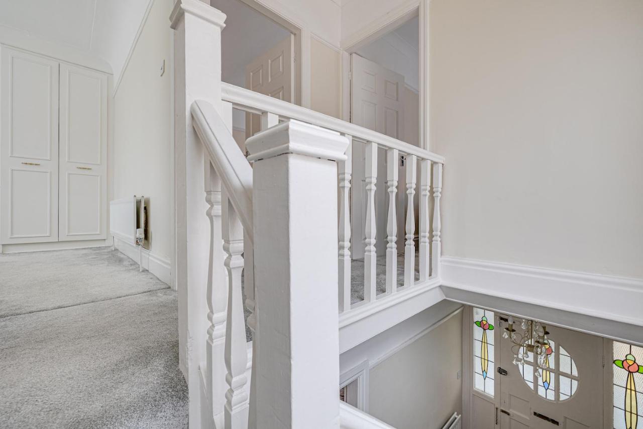 Elegant 3 Bed House near Liverpool City Centre - Chambres d’hôtes Liverpool