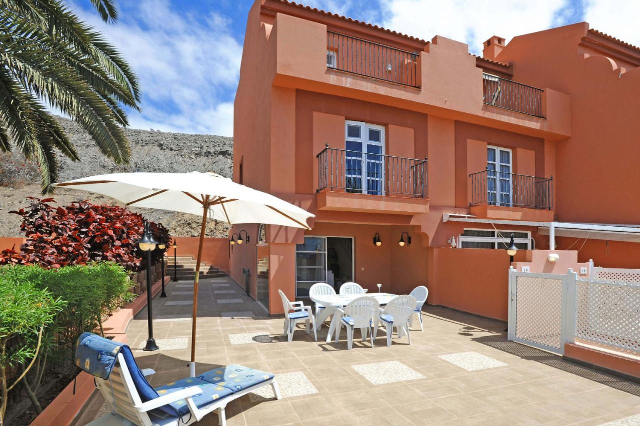 Villa Puerto Marina 18 - B&B