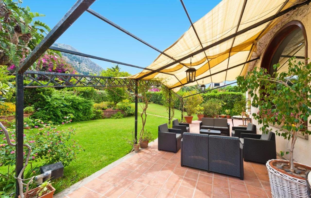 Bouganville Home Mondello - B&B Mondello