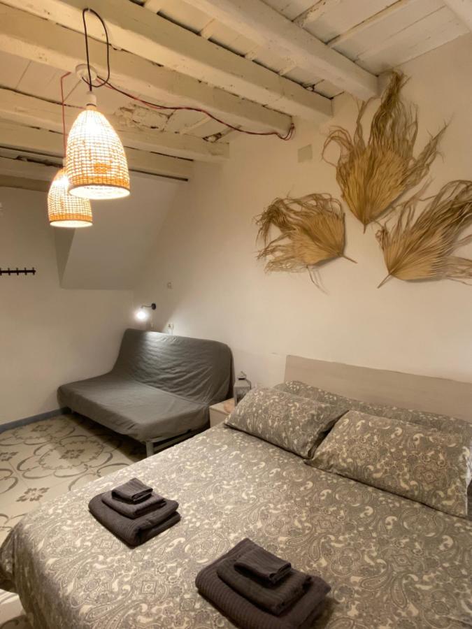 Studio - Ground floor - Separate Building