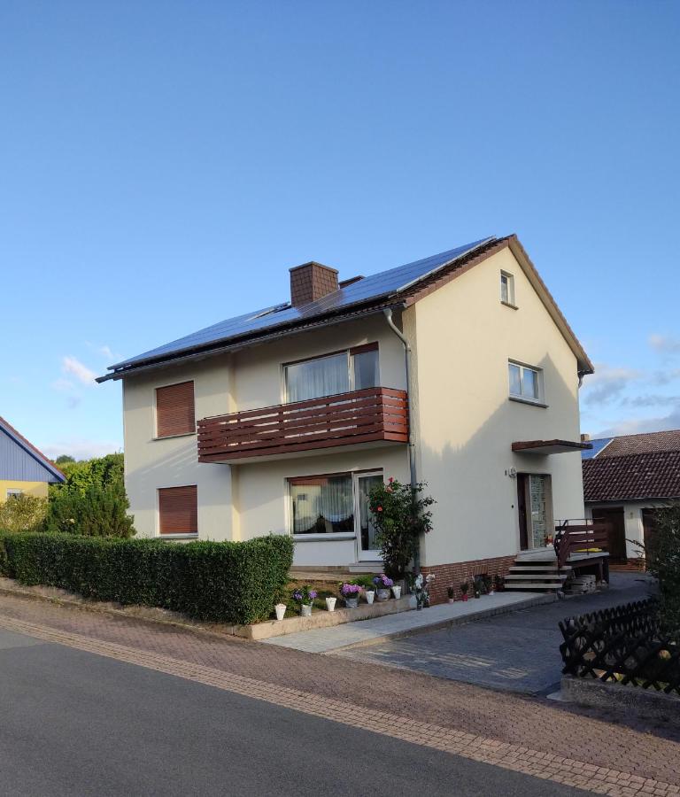 B&B Eschwege - Fewo Magnolie - Bed and Breakfast Eschwege