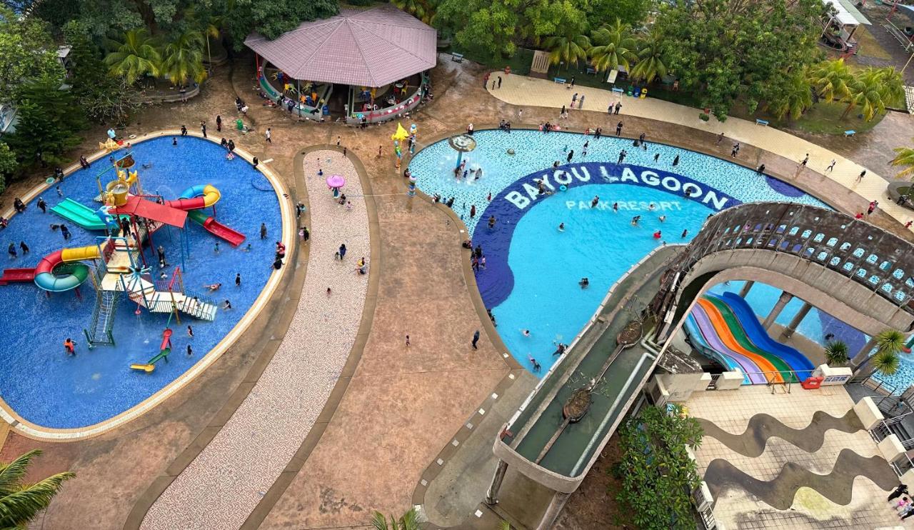 B&B Malakka - Taman Air Lagoon Resort at A921, unlimited waterpark access, Melaka - Bed and Breakfast Malakka