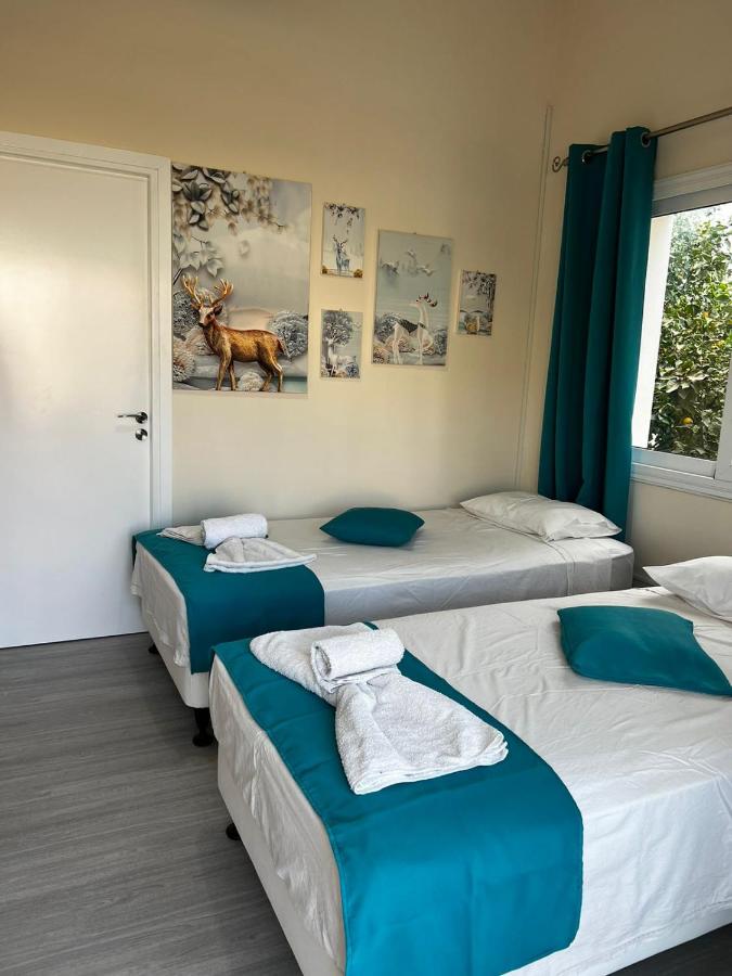 Lucky 5 - B&B Paralímni