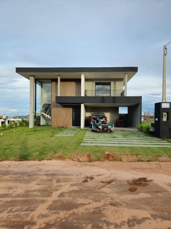 Casa de Campo na Represa de Paranapanema Riviera de Sta Cristina XIII - B&B