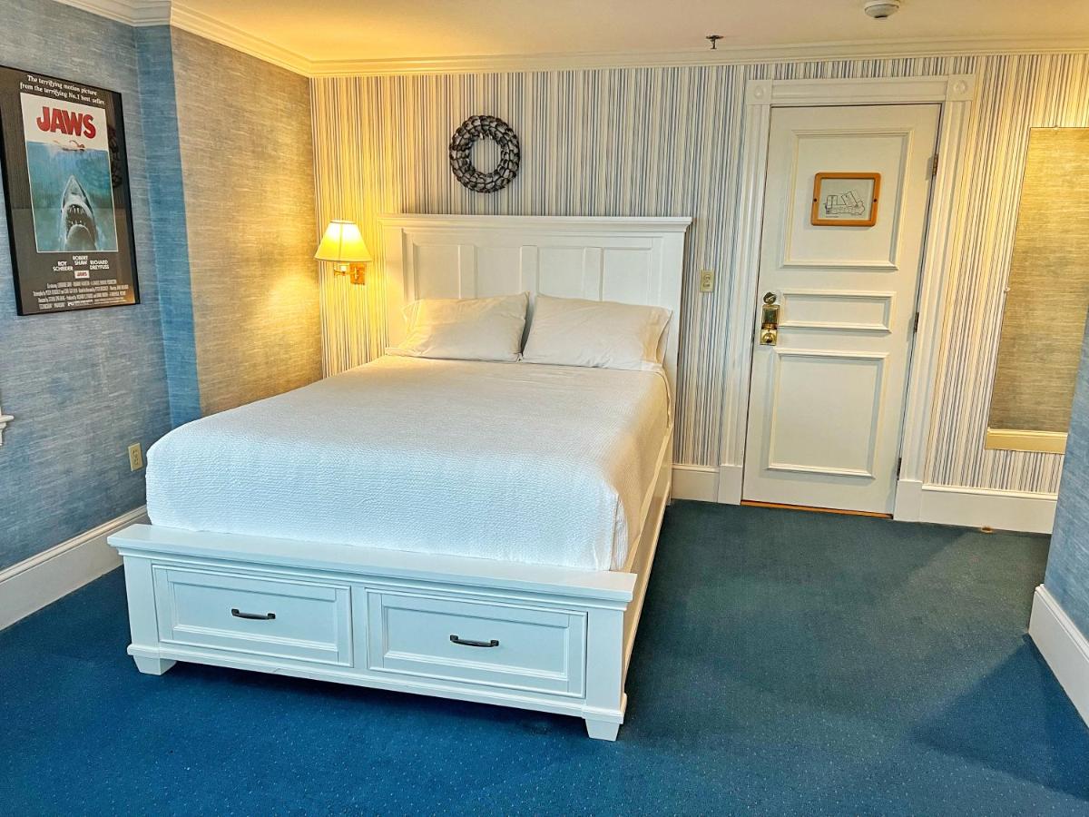 Suite met Queensize Bed en Uitzicht op Zee