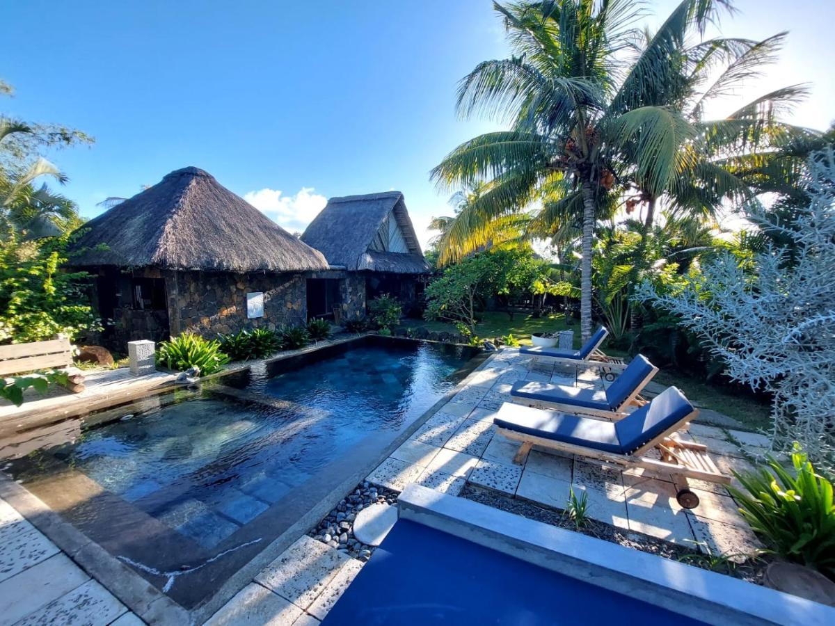 Villa with Garden View