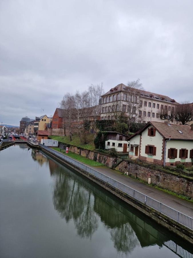 Superbe Loft Center of Saverne Bike Parking - Bed and Breakfast