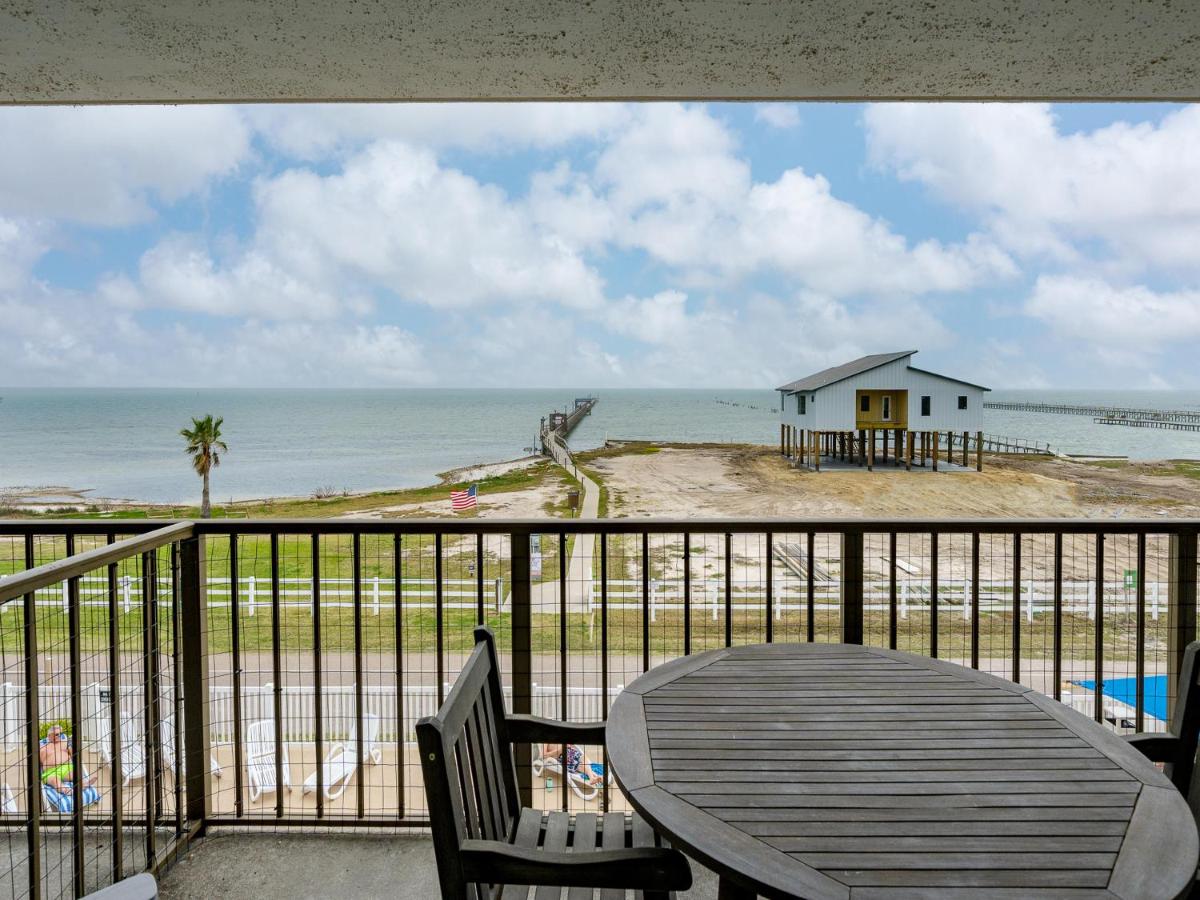 LR 309 - Ms, Annies Oasis - B&B Rockport