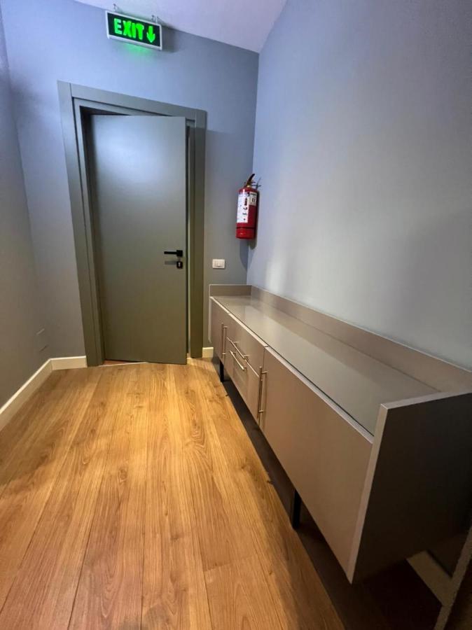 Tirana Apartments - Ferienwohnung