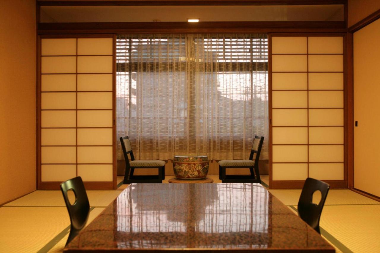 Japanese-Style Quadruple Room with Shared Bathroom