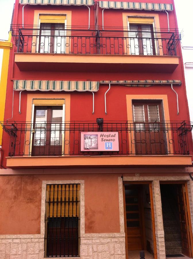 Hostal Senero - B&B