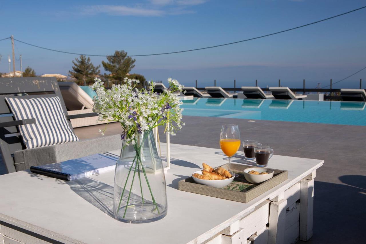 Eliandreia Luxury Villas - Bed and Breakfast Kalamitsi