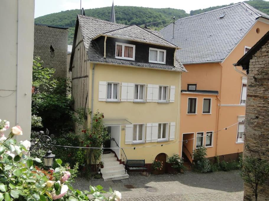 B&B Senheim - Kleine Residenz am Zehnthof - Bed and Breakfast Senheim