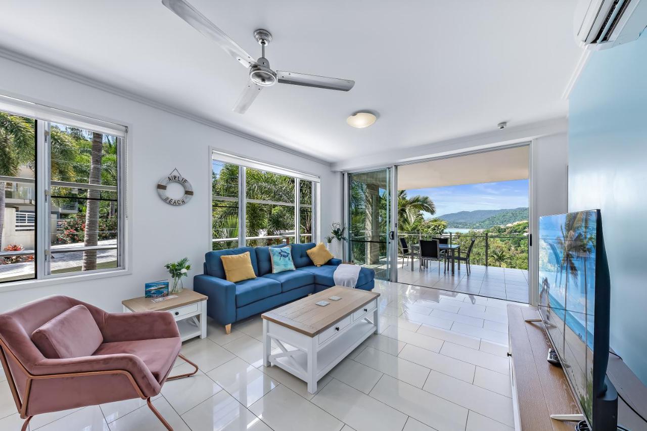 Beautiful Two Bedroom Unit - Ocean Views - Unit 18