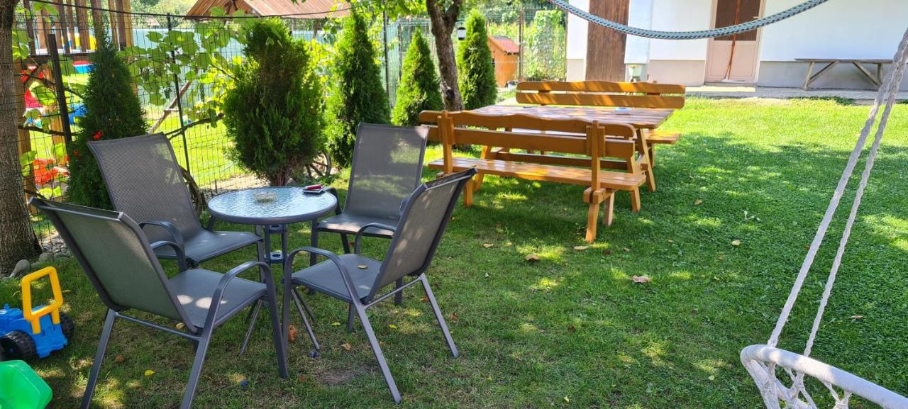 Garden Vendégház - B&B