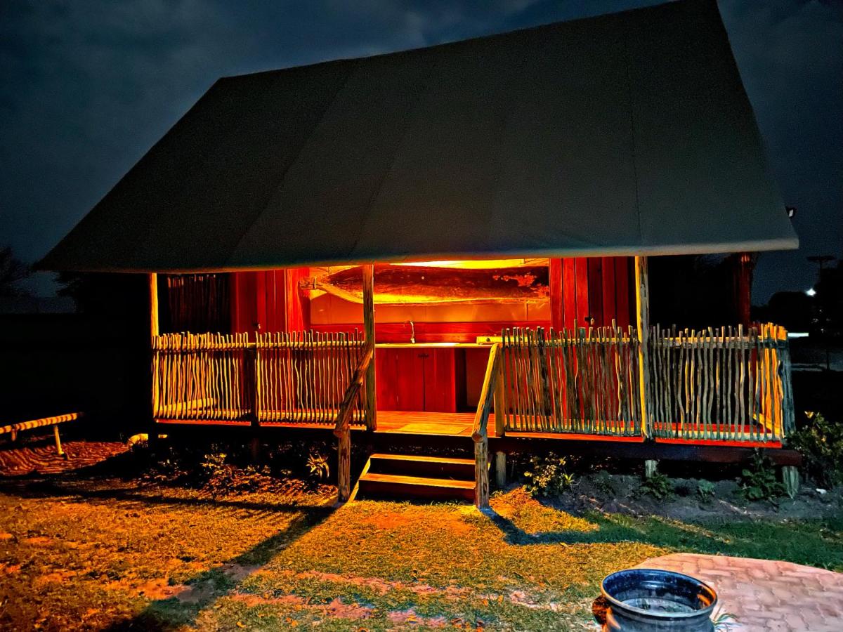 Kubu & Kwena Lodge - B&B