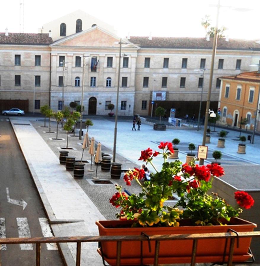 B&B Sassari - B&B Le Finestre Su Via Cavour - Bed and Breakfast Sassari