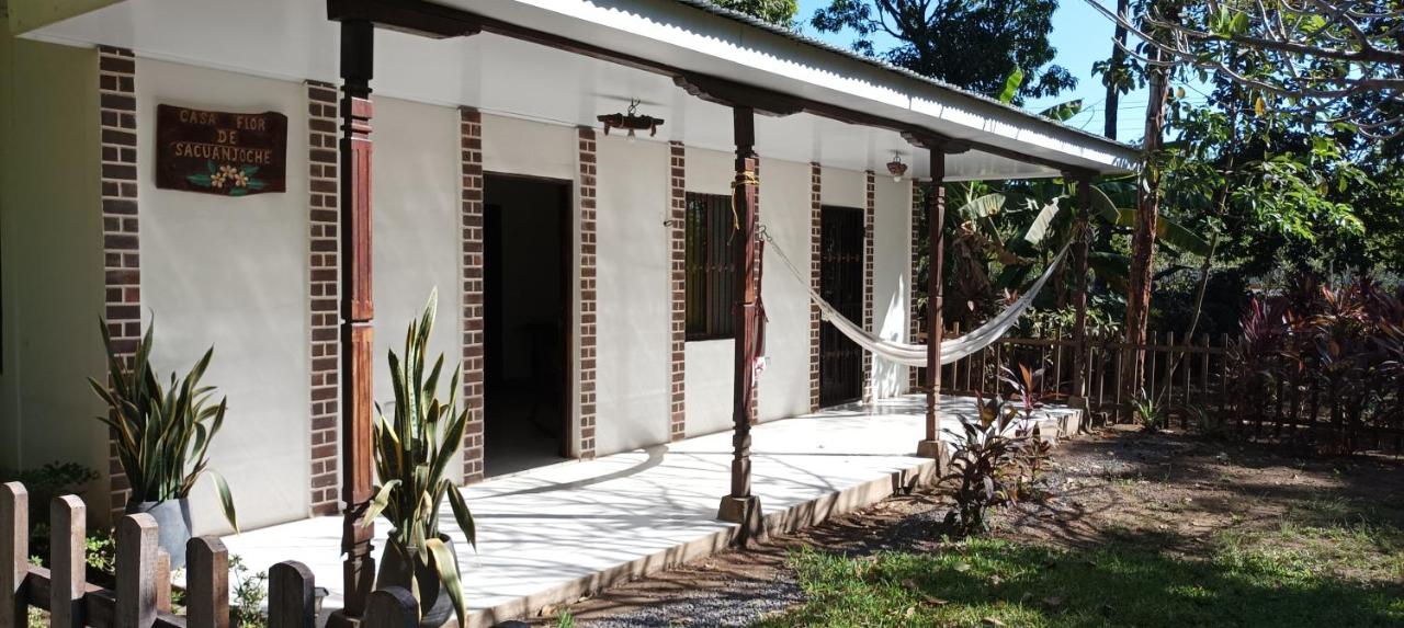 Flor de Sacuanjoche, Chinandega - Bed and Breakfast