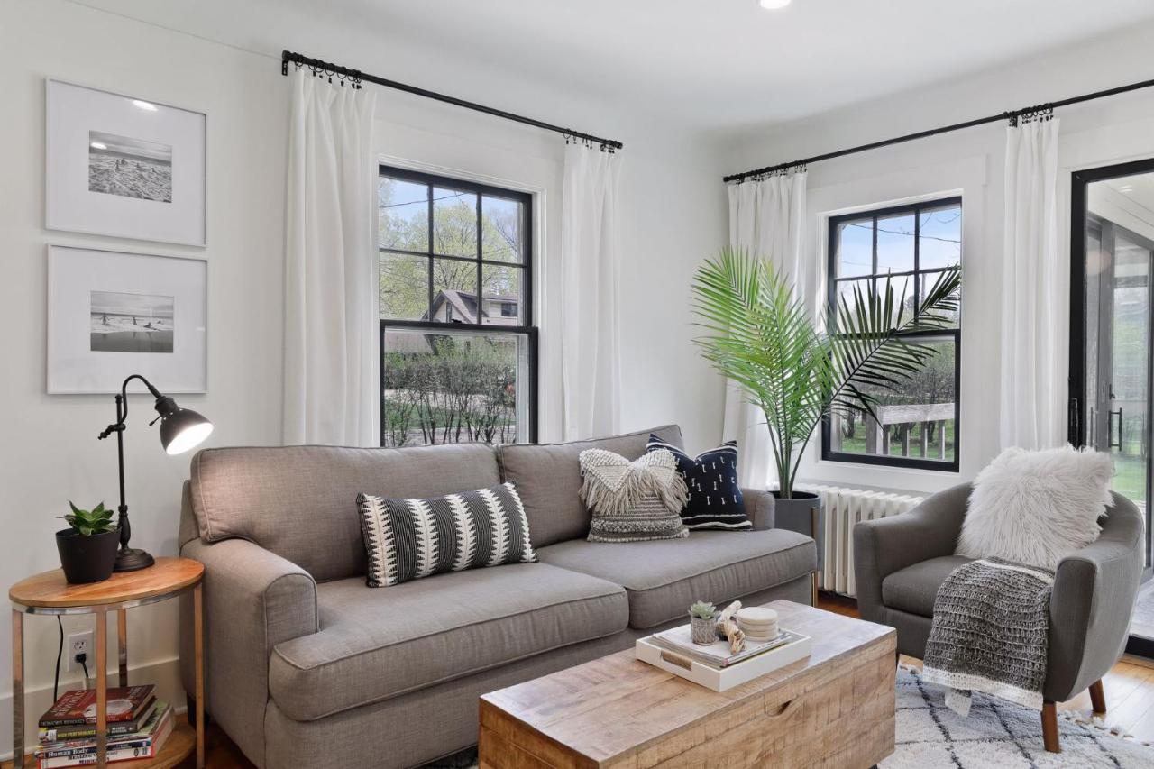 Gorgeous! Modern 3 Bed Home by Lake Mtka & Wayzata - B&B Wayzata