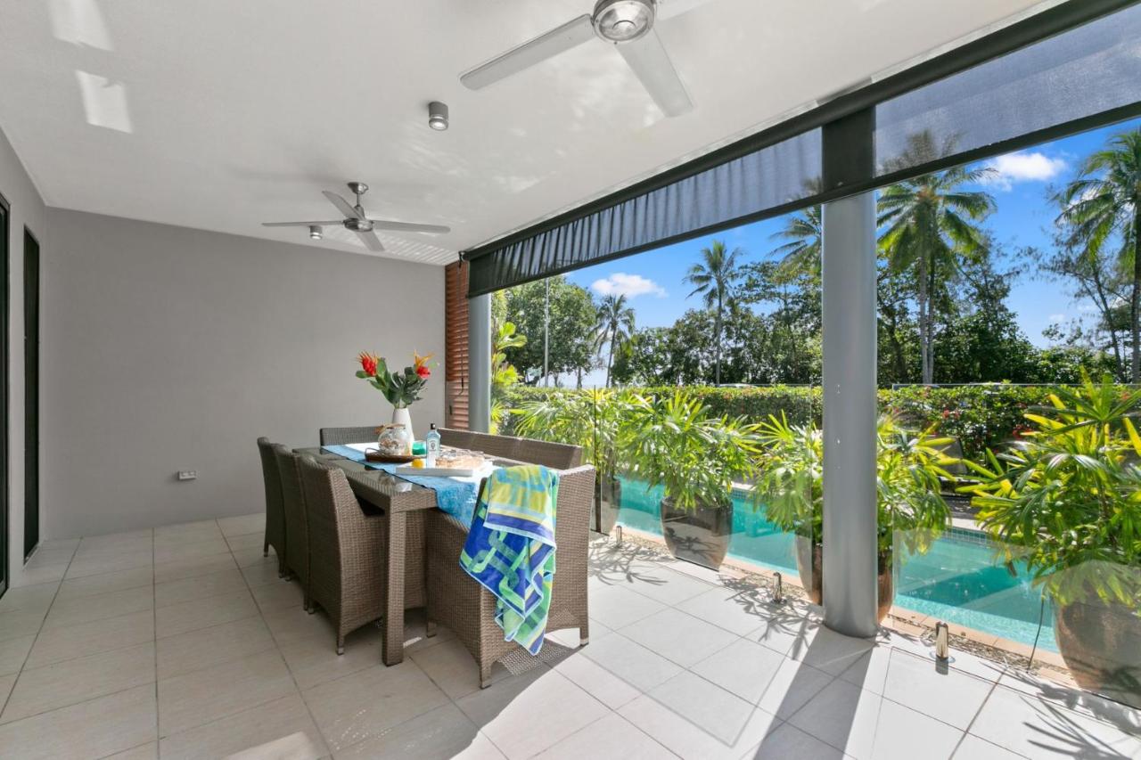 Belle Escapes Ground Floor Beachfront Apartment - B&B