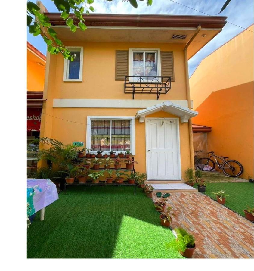 B&B Tagbilaran City - Hillview Apt w/ Pool Access - Free Wifi - Bed and Breakfast Tagbilaran City