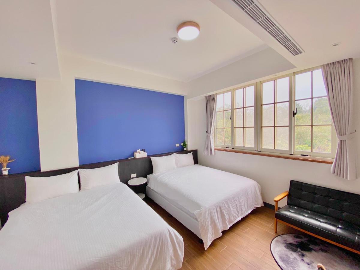 Camera Quadrupla con Vista Giardino 