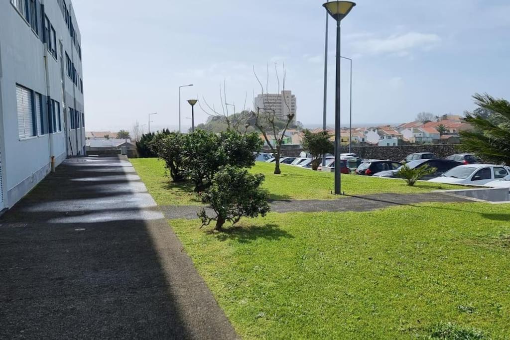 Apartamento Praia-Mar - Bed and Breakfast Ponta Delgada