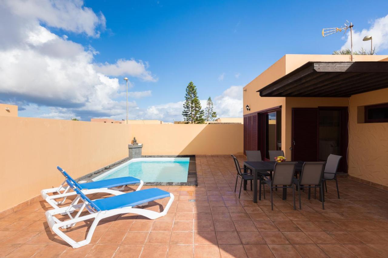 Home2Book Isla Lagoa, Private Pool - Chambres d’hôtes La Oliva