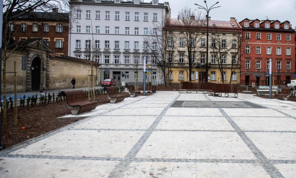 Apartament z Jacuzzi w Sercu Krakowa - B&B