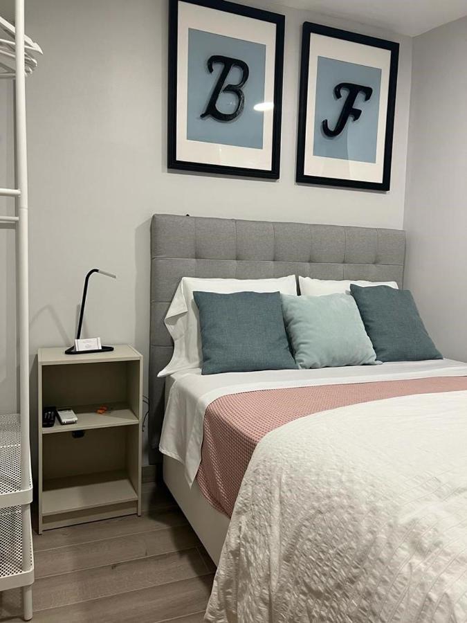 Standaard Tweepersoonskamer met Gedeelde Badkamer