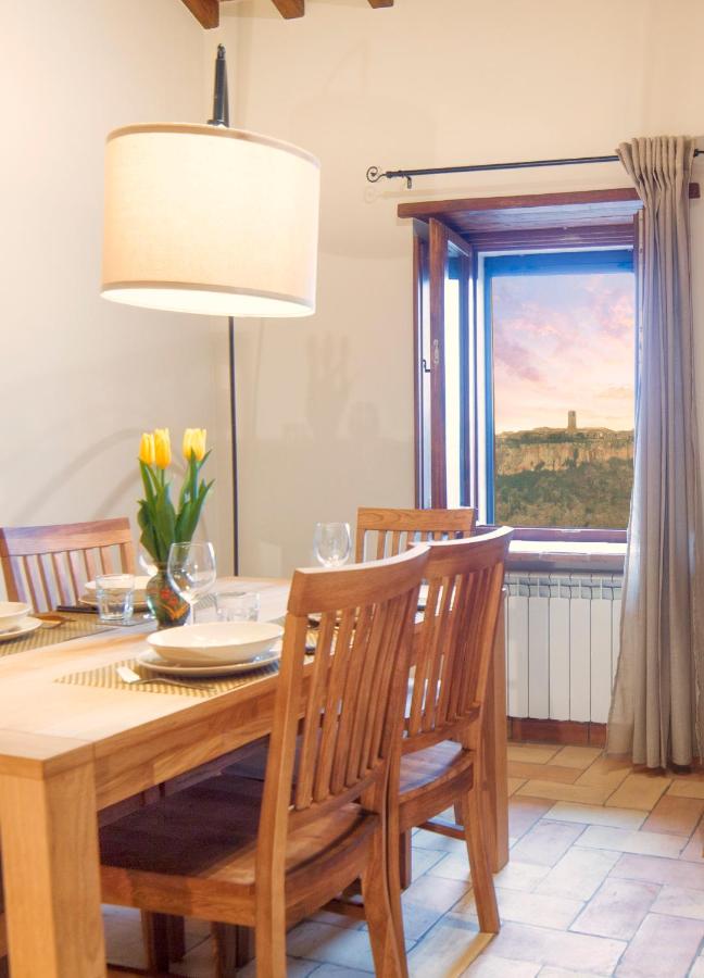 La Finestra su Civita - B&B Lubriano