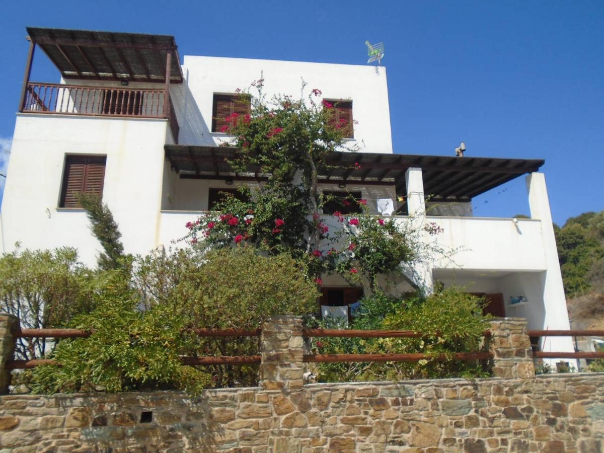 B&B Batsíon - VILLA ATHINA 2 - Bed and Breakfast Batsíon