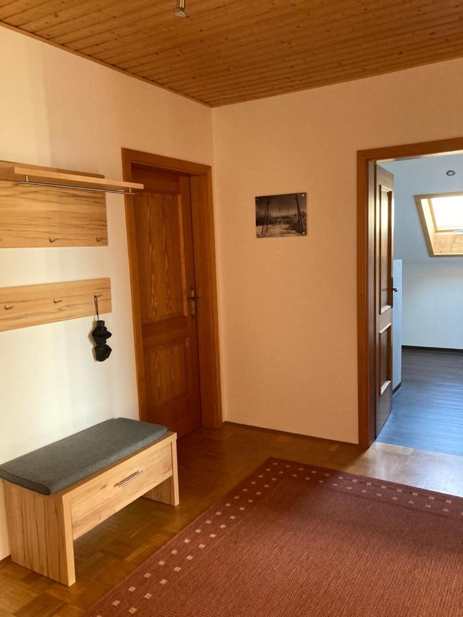 Körners Ferienwohnung am Fuße des Voithenbergs - B&B Furth im Wald