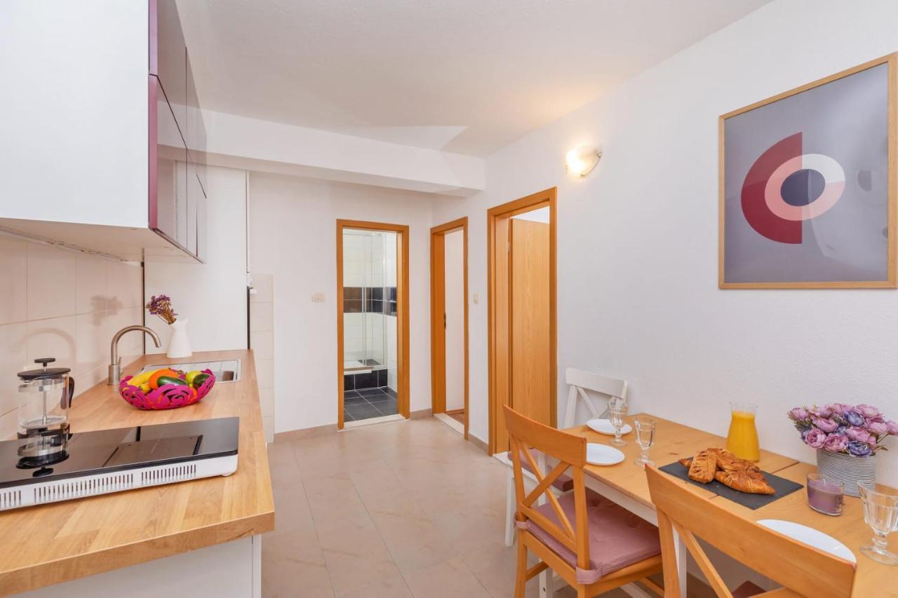 BIS Apartments 1 & 2 - Bed and Breakfast Dubrovnik