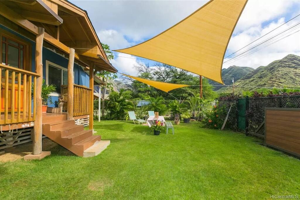 B&B Waianae - Charming Country Cottage on quiet street just a few steps from the beach! - Bed and Breakfast Waianae