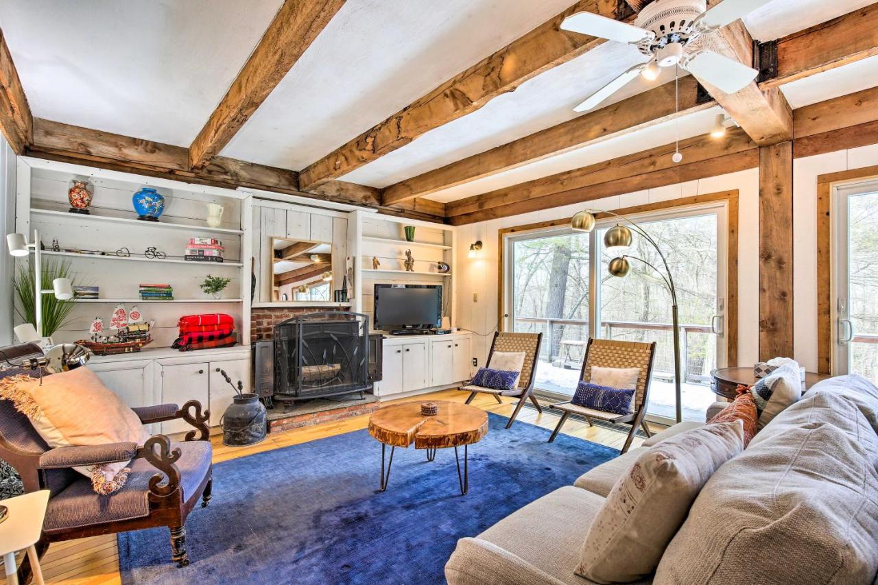 West Cornwall Cabin about 4 Mi to Covered Bridge! - B&B