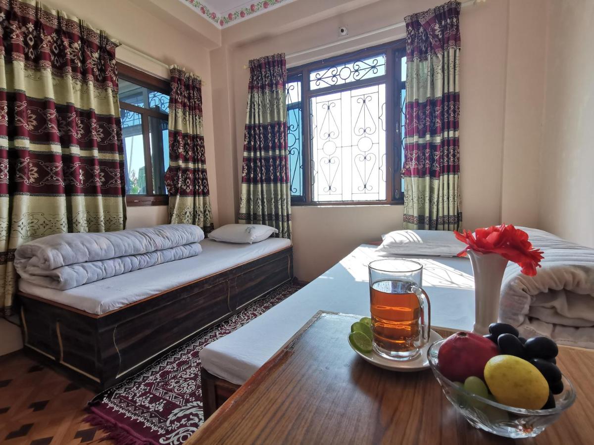 Triple Room with City View