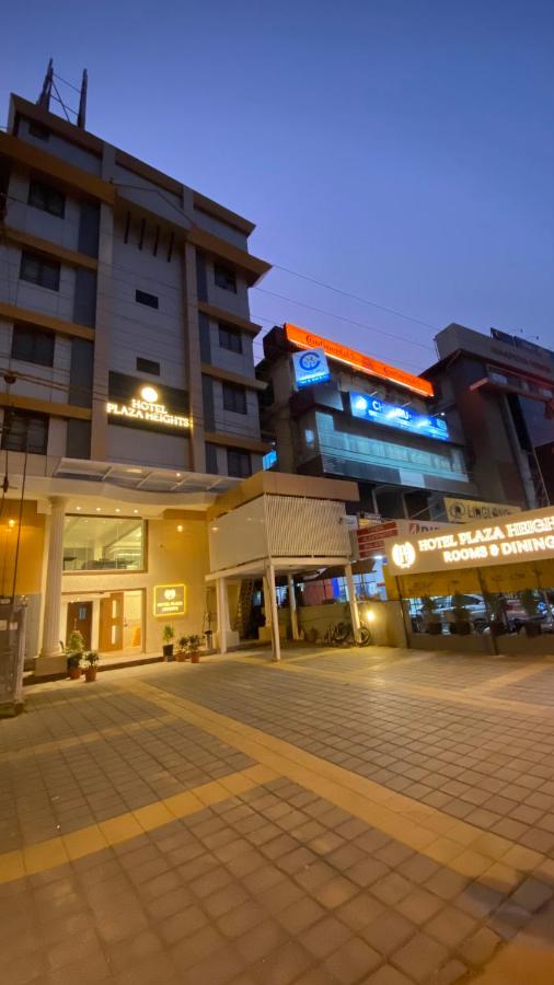 B&B Mangaluru - Hotel Plaza Heights - Bed and Breakfast Mangaluru