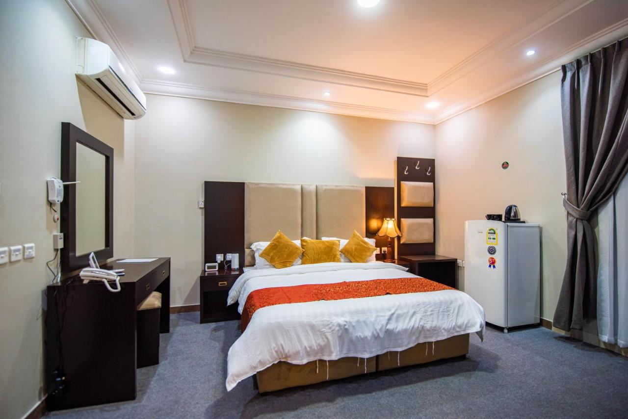 Queen Room - Disability Access