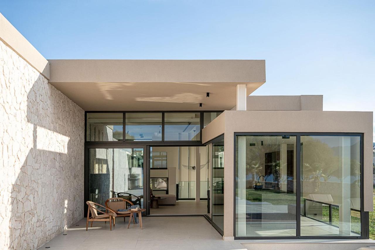 Standard Three-Bedroom Villa (Alas)